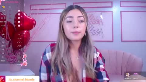 Snapshot of channel_blonde_a chatting on February 12, 2025, 7:35 pm channel_blonde_a online show from February 12, 2025, 7:35 pm