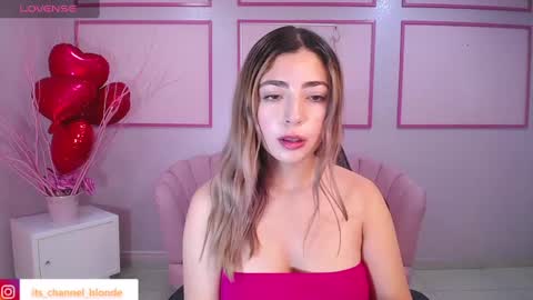 Snapshot of channel_blonde_a chatting on February 27, 2025, 4:32 pm channel_blonde_a online show from February 27, 2025, 4:32 pm