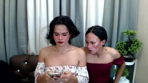 Snapshot of channel_maxine chatting on June 7, 2026, 7:23 am Rosette online show from June 7, 2026, 7:23 am
