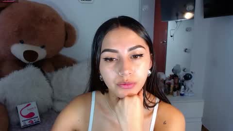 Isabella online show from December 19, 2024, 9:17 pm