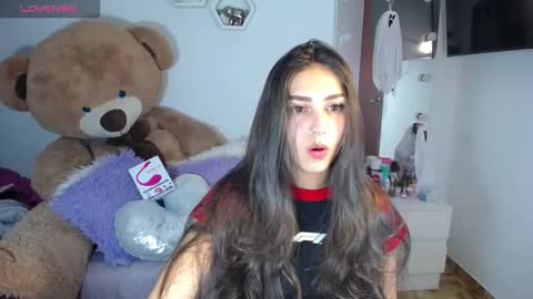 Snapshot of channelrose_1 chatting on October 19, 2025, 6:14 am Isabella online show from October 19, 2025, 6:14 am