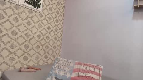 Snapshot of chantal_taylor_ chatting on February 5, 2025, 12:06 pm Raquel online show from February 5, 2025, 12:06 pm