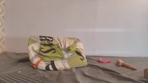 Snapshot of chantal_taylor_ chatting on February 22, 2025, 6:19 pm Raquel online show from February 22, 2025, 6:19 pm