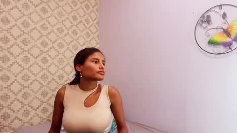 Snapshot of chantal_taylor_ chatting on September 12, 2025, 2:17 pm Raquel online show from September 12, 2025, 2:17 pm