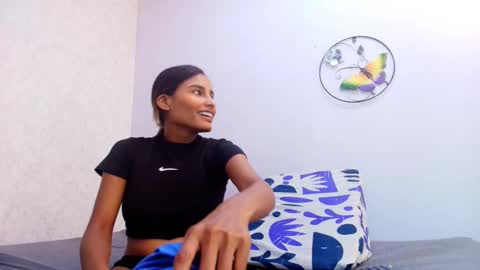 Snapshot of chantal_taylor_ chatting on October 6, 2025, 12:02 pm Raquel online show from October 6, 2025, 12:02 pm