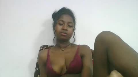 chantale483461 online show from March 26, 2026, 6:13 pm