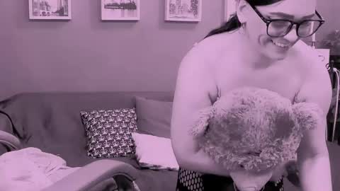 Snapshot of chantallovely chatting on June 8, 2026, 1:28 am The Queen online show from June 8, 2026, 1:28 am
