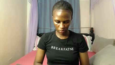 Snapshot of chantelsamz2 chatting on March 5, 2025, 12:55 pm Chantel online show from March 5, 2025, 12:55 pm