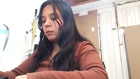 Snapshot of charis_21 chatting on January 16, 2025, 5:44 pm charis 2 online show from January 16, 2025, 5:44 pm