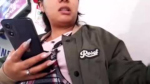 Snapshot of charis_21 chatting on March 12, 2025, 10:17 pm charis 2 online show from March 12, 2025, 10:17 pm