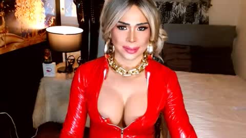 Snapshot of charismatic_apple chatting on March 20, 2026, 8:57 pm charismatic_apple online show from March 20, 2026, 8:57 pm