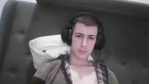 Snapshot of charismaticcharm chatting on January 18, 2025, 11:00 am charismaticcharm online show from January 18, 2025, 11:00 am