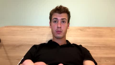 Snapshot of charismaticcharm chatting on December 3, 2025, 10:35 am charismaticcharm online show from December 3, 2025, 10:35 am