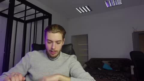 Snapshot of charles_sins chatting on February 6, 2025, 1:32 pm CHARLES SINS online show from February 6, 2025, 1:32 pm