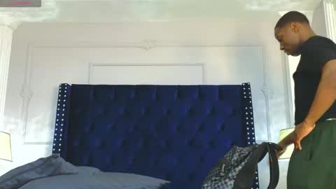 charlesbrown_ online show from January 17, 2026, 2:33 pm