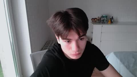 charleshanson69 online show from December 3, 2025, 8:34 am