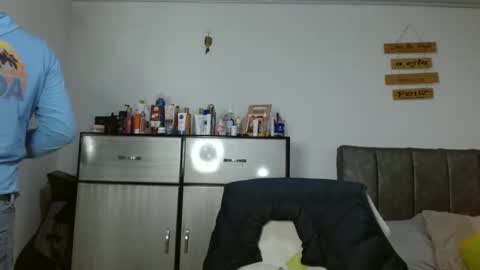 charli 4 online show from March 8, 2026, 2:04 am