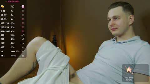 Snapshot of charlie_smiley chatting on December 12, 2024, 5:31 am Charlie Smiley online show from December 12, 2024, 5:31 am