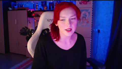 Snapshot of charlie_wtf chatting on January 11, 2025, 8:43 pm charlie online show from January 11, 2025, 8:43 pm