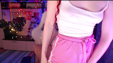 Snapshot of charlie_wtf chatting on January 25, 2025, 8:10 pm charlie online show from January 25, 2025, 8:10 pm