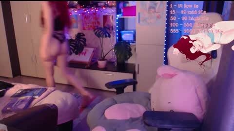 Snapshot of charlie_wtf chatting on October 10, 2025, 7:57 pm charlie online show from October 10, 2025, 7:57 pm