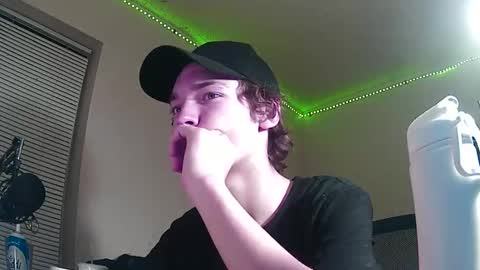 Snapshot of charlied09302 chatting on November 1, 2025, 12:34 am char sexiness online show from November 1, 2025, 12:34 am