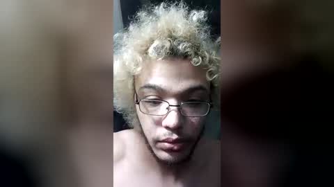 charliedogg4200 online show from August 3, 2026, 12:53 am