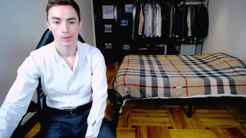 carlos reyes online show from February 19, 2025, 11:17 am