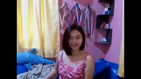 Snapshot of charlincadorna125 chatting on April 11, 2026, 7:13 am Sweetieeche online show from April 11, 2026, 7:13 am