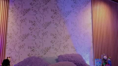 You honey online show from May 11, 2026, 4:04 pm