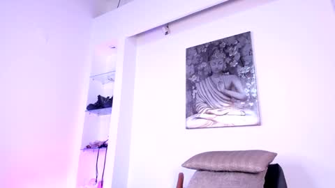 Snapshot of charlote_zc_ chatting on January 19, 2025, 2:04 am Charlote online show from January 19, 2025, 2:04 am