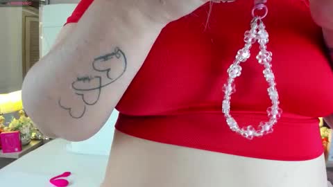 Charlotte online show from October 14, 2025, 11:44 am