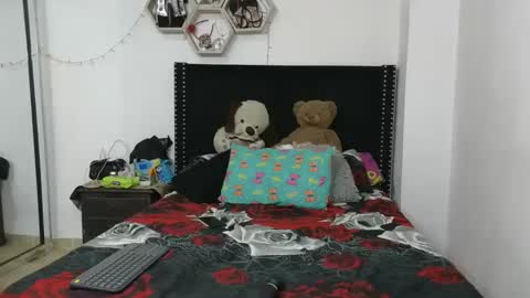 charlotte_027 online show from February 21, 2025, 7:45 am