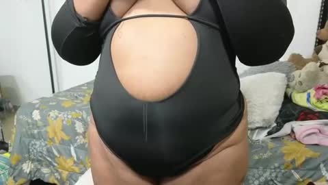 charlotte_027 online show from March 6, 2025, 9:03 am