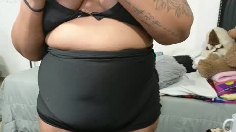 charlotte_027 online show from March 9, 2025, 5:55 am