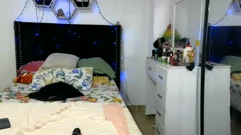 charlotte_027 online show from June 29, 2026, 10:15 am