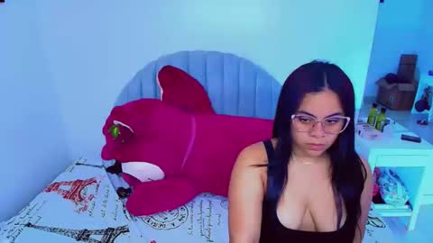 Snapshot of charlotte_0309 chatting on December 2, 2025, 4:02 pm charlotte online show from December 2, 2025, 4:02 pm