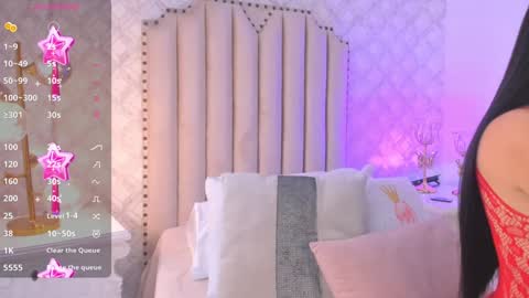   Charlotte  online show from December 18, 2024, 6:46 pm