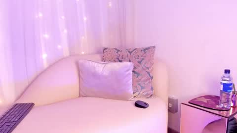   Charlotte  online show from February 22, 2025, 7:47 pm