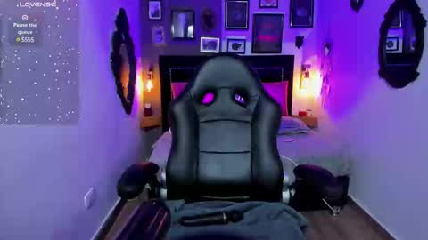 Snapshot of charlotte__benett chatting on February 21, 2025, 4:40 am Charlotte online show from February 21, 2025, 4:40 am