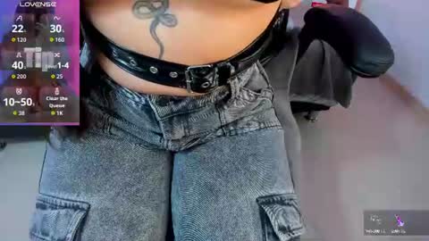 Snapshot of charlotte__benett chatting on June 14, 2026, 5:42 am Charlotte online show from June 14, 2026, 5:42 am