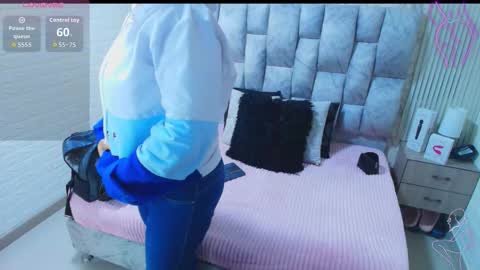 charlotte online show from October 1, 2025, 11:05 am