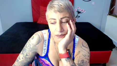 Snapshot of charlotte__gray chatting on November 3, 2025, 12:17 pm CHARLOTTE GRAY online show from November 3, 2025, 12:17 pm