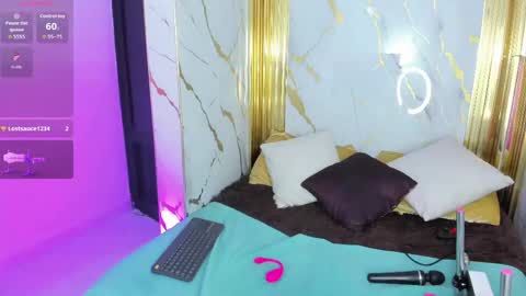 Snapshot of charlotte__milf chatting on May 26, 2026, 9:55 pm charlotte__milf online show from May 26, 2026, 9:55 pm