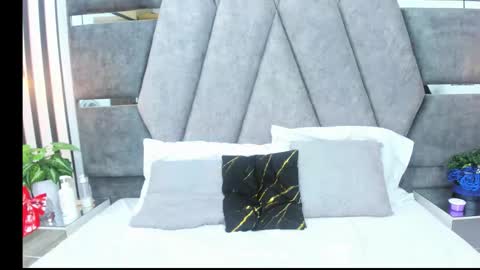 Snapshot of charlotte_chapman chatting on November 26, 2025, 11:44 am charlotte chapman online show from November 26, 2025, 11:44 am