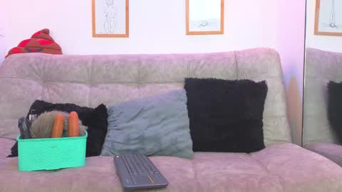 Snapshot of charlotte_copper chatting on May 26, 2026, 9:27 am Charlotte online show from May 26, 2026, 9:27 am