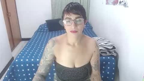 Snapshot of charlotte_gray_1 chatting on May 26, 2026, 9:49 am Charlotte online show from May 26, 2026, 9:49 am