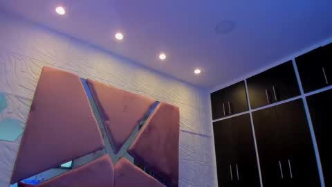 Snapshot of charlotte_icee chatting on February 25, 2025, 7:36 pm Charlotte Icee online show from February 25, 2025, 7:36 pm