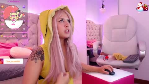 Snapshot of charlotte_jones__1 chatting on January 13, 2025, 5:33 pm Charlotte online show from January 13, 2025, 5:33 pm