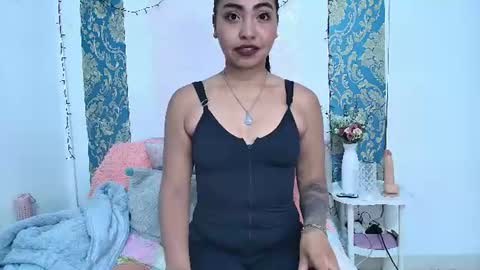 charlotte_princess_1 online show from July 3, 2026, 4:52 am
